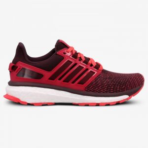Jakie buty do biegania zimą - czerwone adidas energy boost
